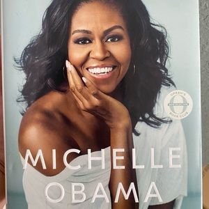 Becoming by Michelle Obama - Hardcover